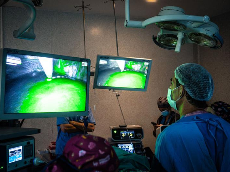 Trasplante hepático con donante vivo por vía laparoscópica: un avance histórico en la salud argentina   - Hospital Privado Cordoba