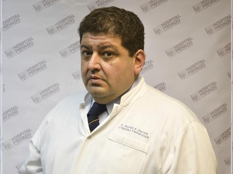Profesional Medico Hospital Privado Cordoba